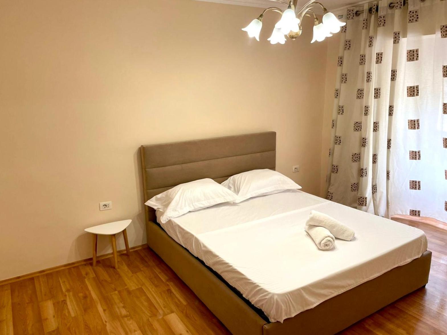 Skanderbeg Square Apartment 02 Tirana Zewnętrze zdjęcie