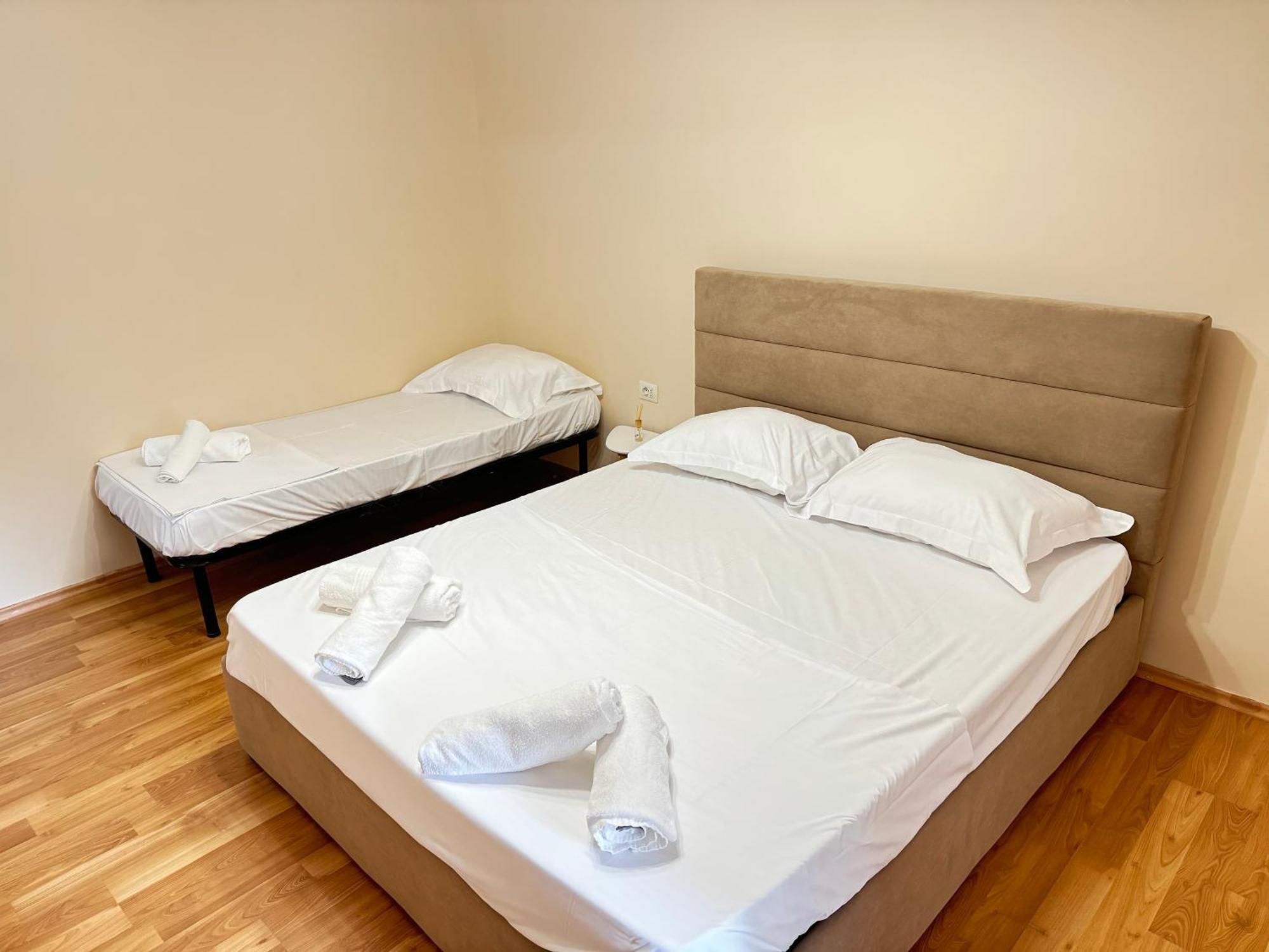 Skanderbeg Square Apartment 02 Tirana Zewnętrze zdjęcie