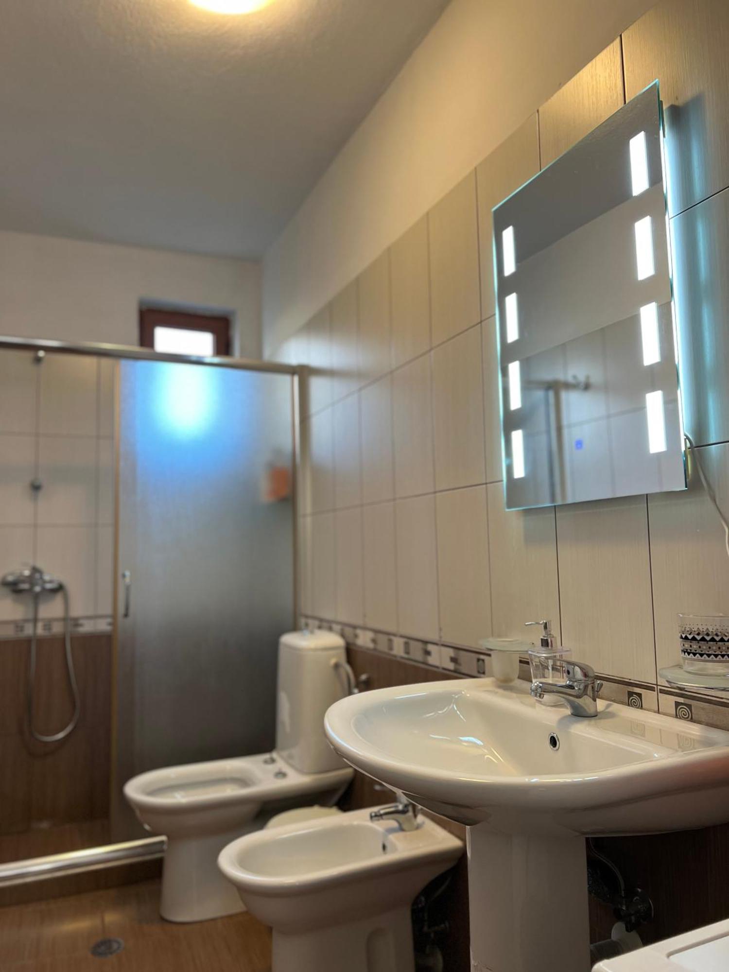 Skanderbeg Square Apartment 02 Tirana Zewnętrze zdjęcie